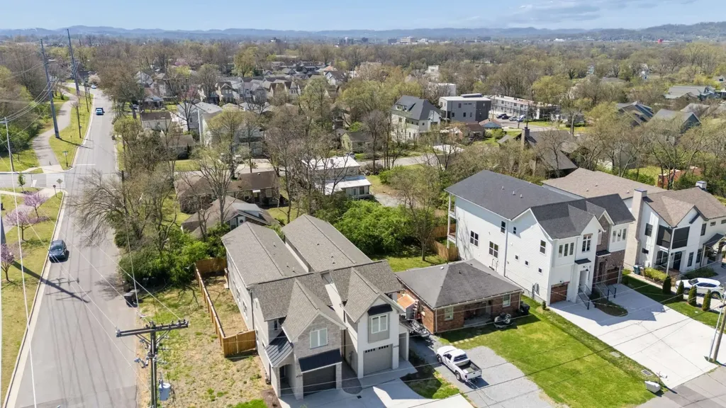 401B Saint Francis Avenue Nashville TN 37205
