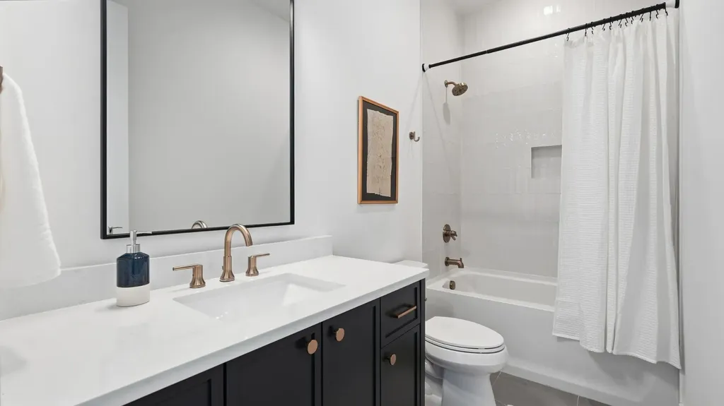 6412B Premier Drive Nashville TN 37209