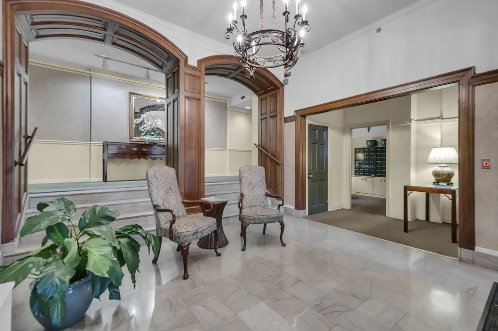 4225 Harding Pike Nashville TN 37205
