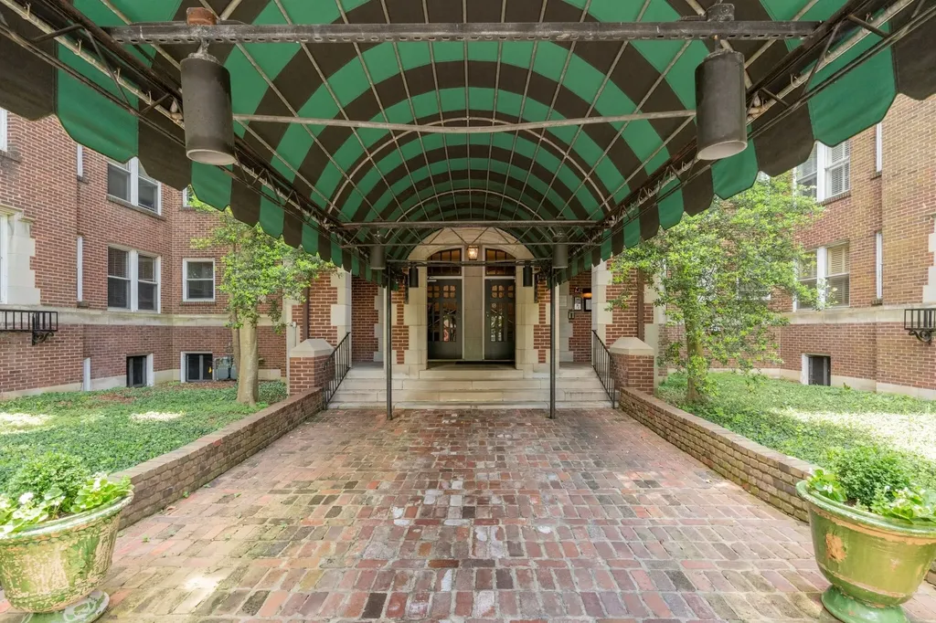 4225 Harding Pike Nashville TN 37205