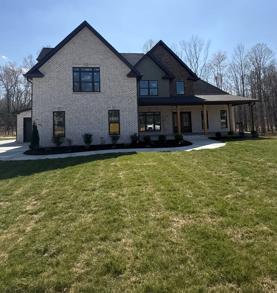 1300 Reda Drive Clarksville TN 37042