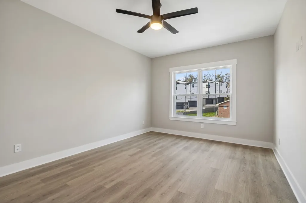 2212 18th Ave, N Nashville TN 37208