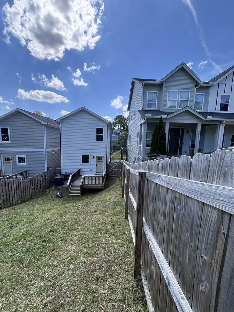 2212 18th Ave, N Nashville TN 37208