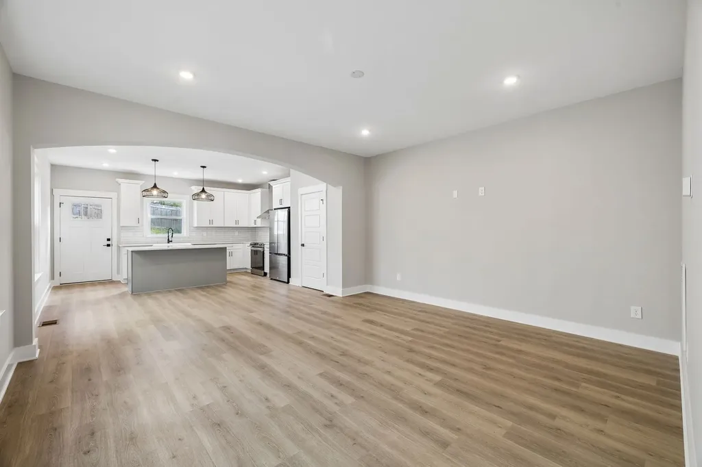 2212 18th Ave, N Nashville TN 37208