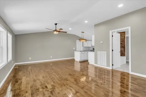 1391 S 20th Avenue Gruetli Laager TN 37339