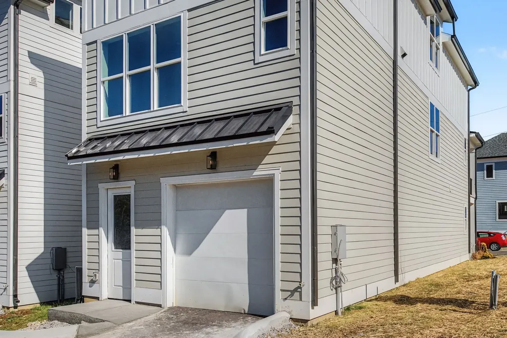 135 Stella Drive Nashville TN 37209