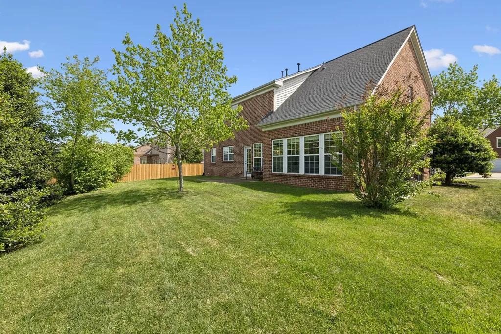 1729 Bastante Court Nolensville TN 37135