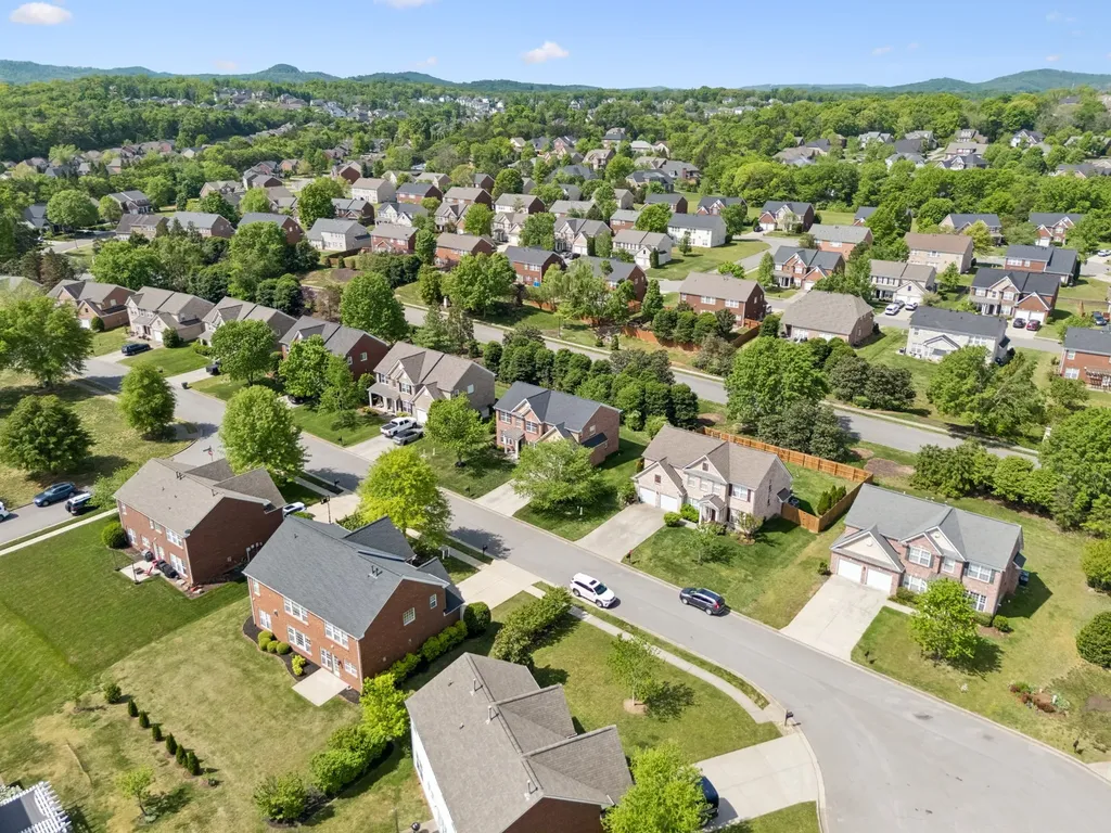 1729 Bastante Court Nolensville TN 37135