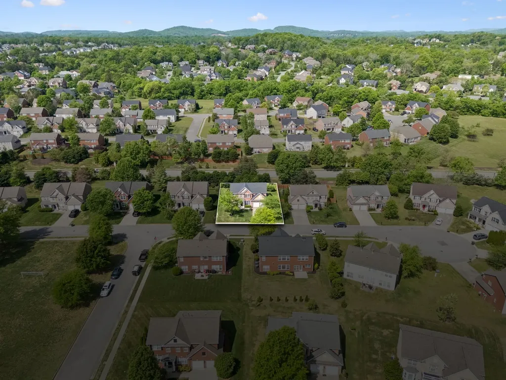 1729 Bastante Court Nolensville TN 37135