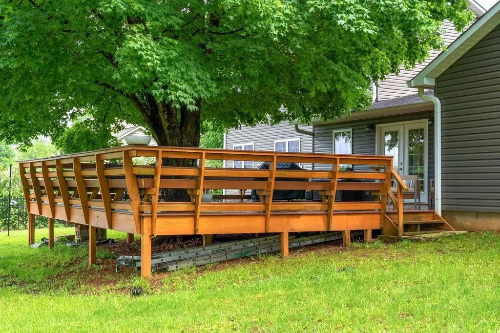 1112 Belmont Drive Cookeville TN 38506