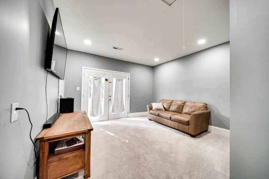 1112 Belmont Drive Cookeville TN 38506