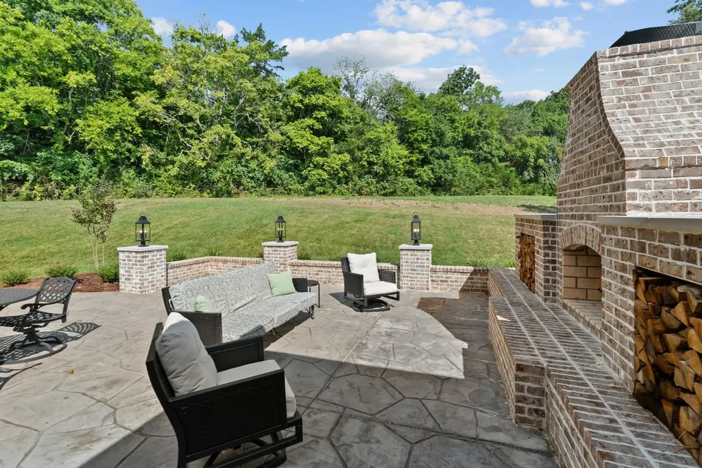 1966 Napa Drive Brentwood TN 37027