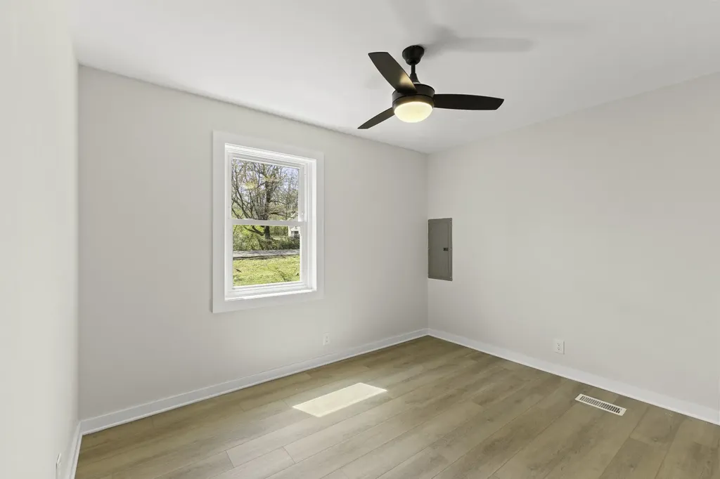 123 Hogin Road Dickson TN 37055