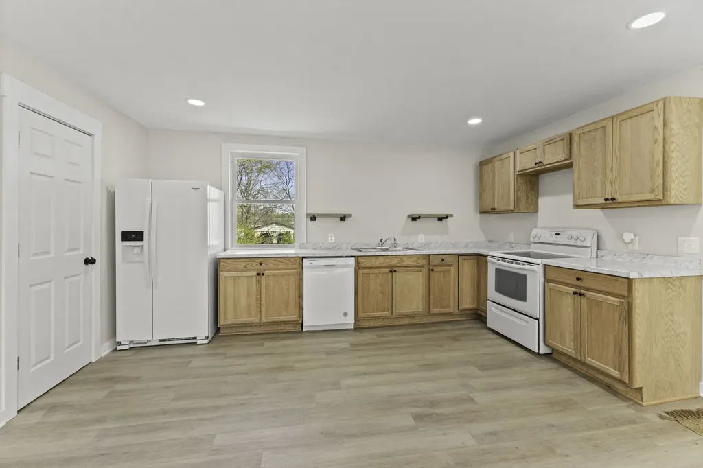 123 Hogin Road Dickson TN 37055