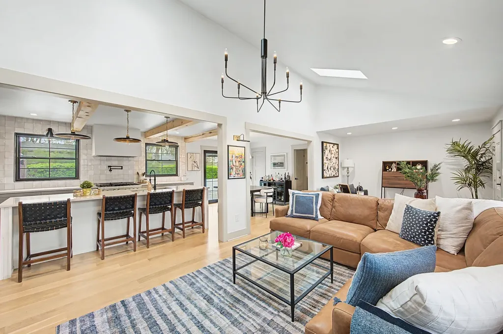 4912 Trousdale Drive Nashville TN 37220