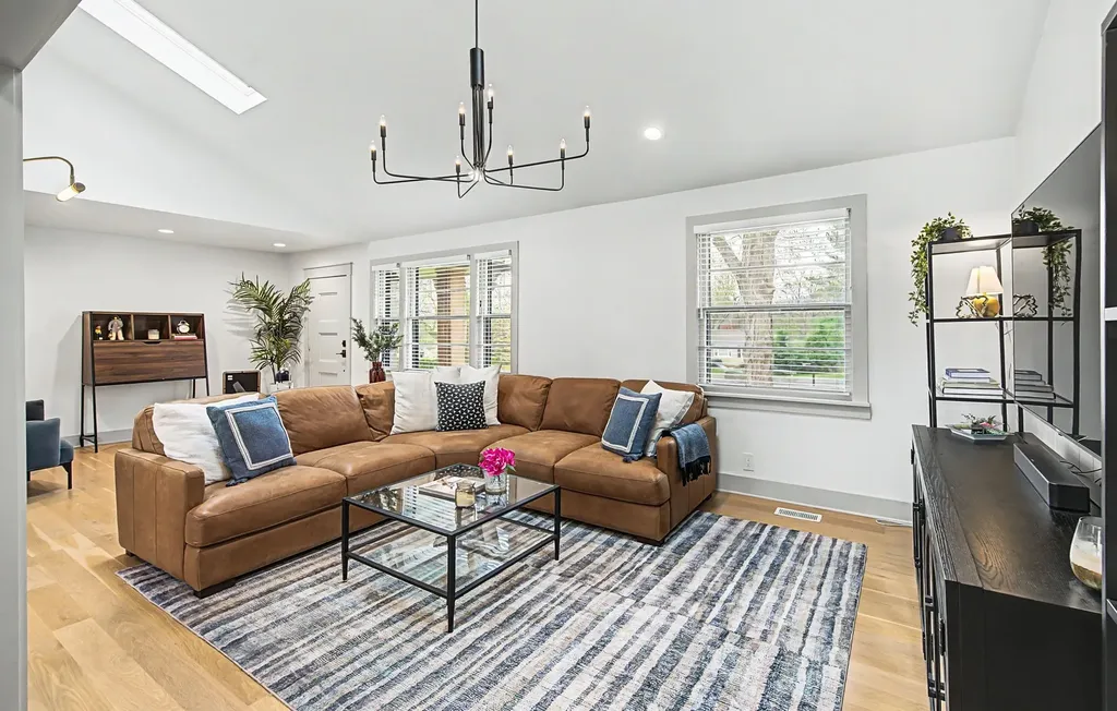 4912 Trousdale Drive Nashville TN 37220
