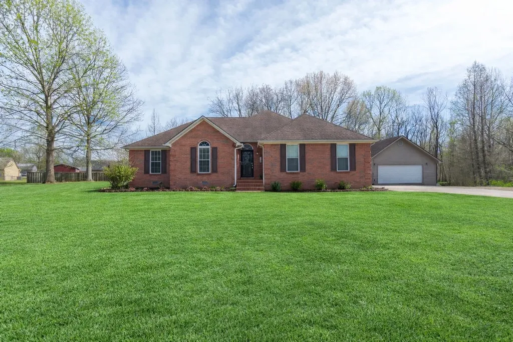 248 Delta Pine Avenue Dyersburg TN 38024