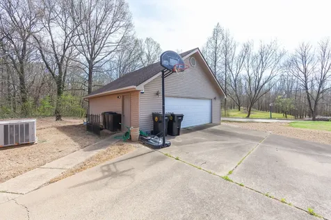 248 Delta Pine Avenue Dyersburg TN 38024