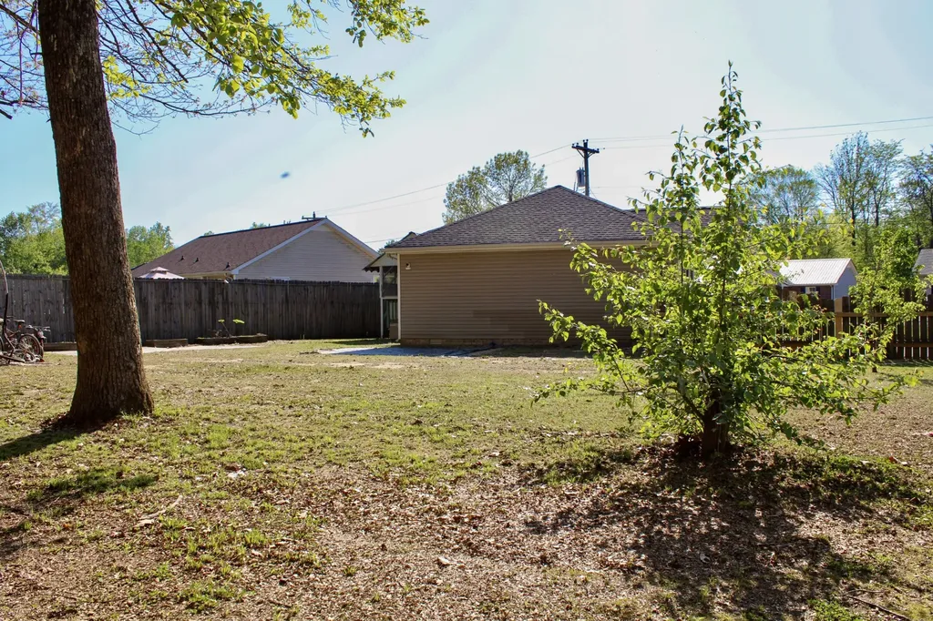 450 Titans Lane Clarksville TN 37042