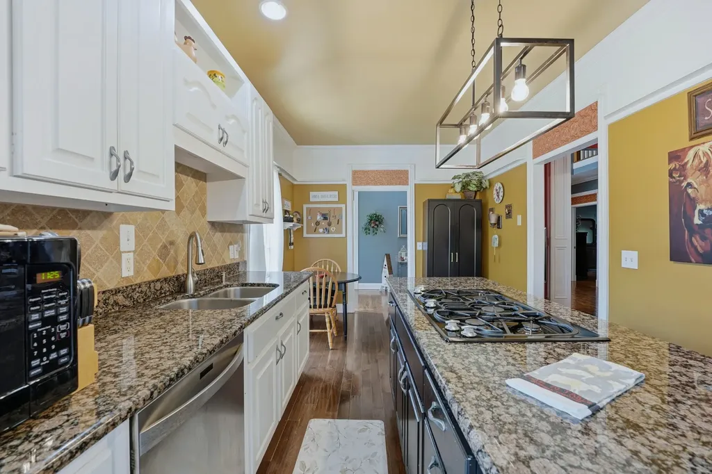 1015 Singing Springs Road Mount Juliet TN 37122
