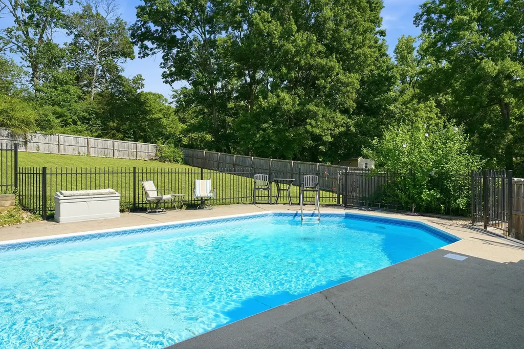 1015 Singing Springs Road Mount Juliet TN 37122