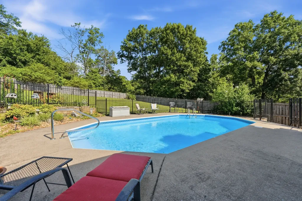1015 Singing Springs Road Mount Juliet TN 37122