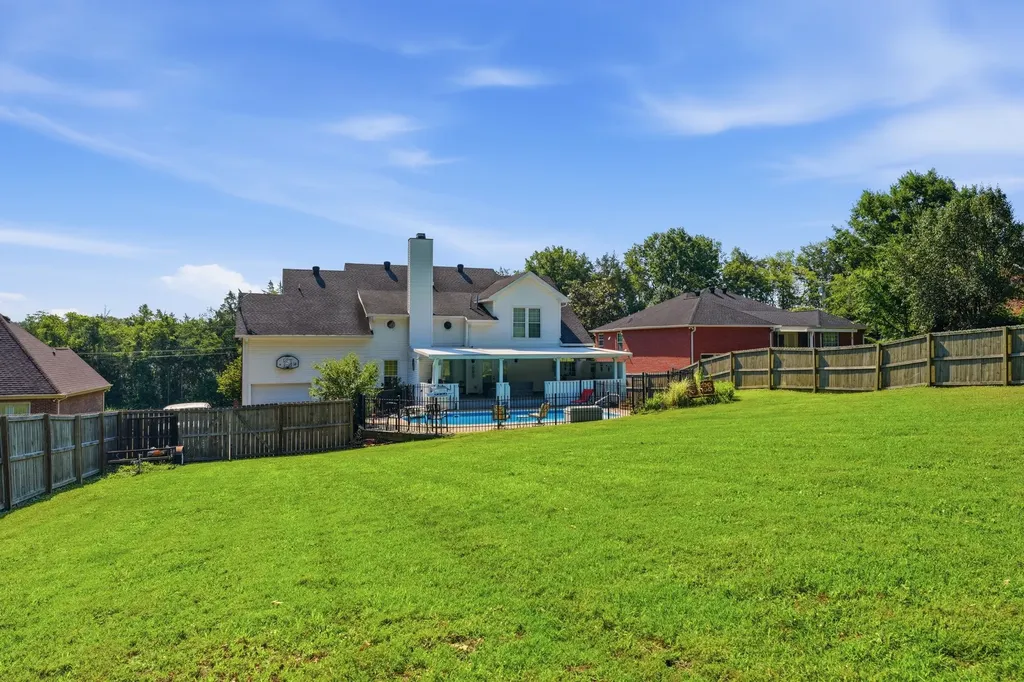 1015 Singing Springs Road Mount Juliet TN 37122