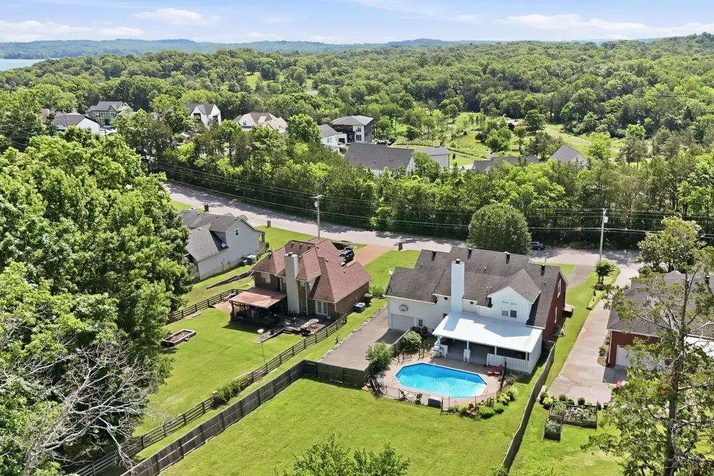 1015 Singing Springs Road Mount Juliet TN 37122