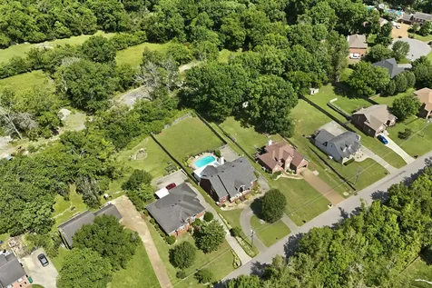 1015 Singing Springs Road Mount Juliet TN 37122