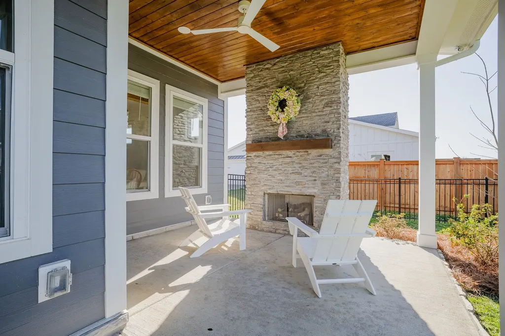 1048 Pine Creek Drive Arrington TN 37014