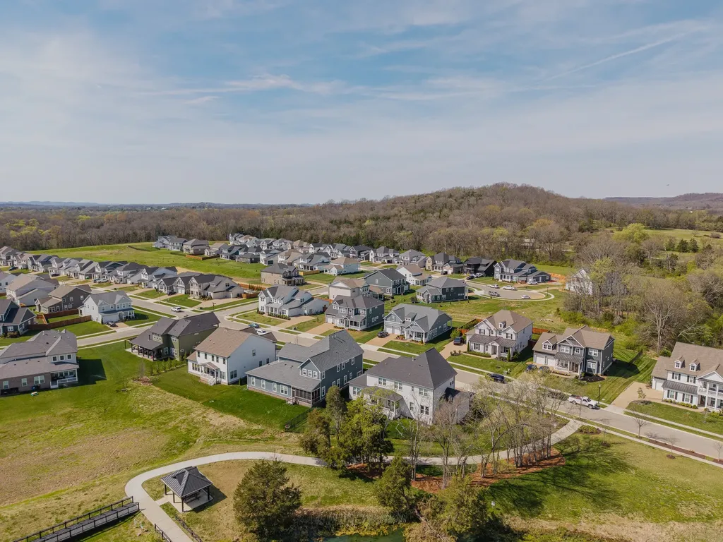1048 Pine Creek Drive Arrington TN 37014
