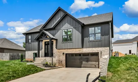 255 Bellshire Drive Clarksville TN 37043