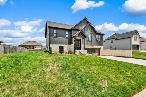 255 Bellshire Drive Clarksville TN 37043