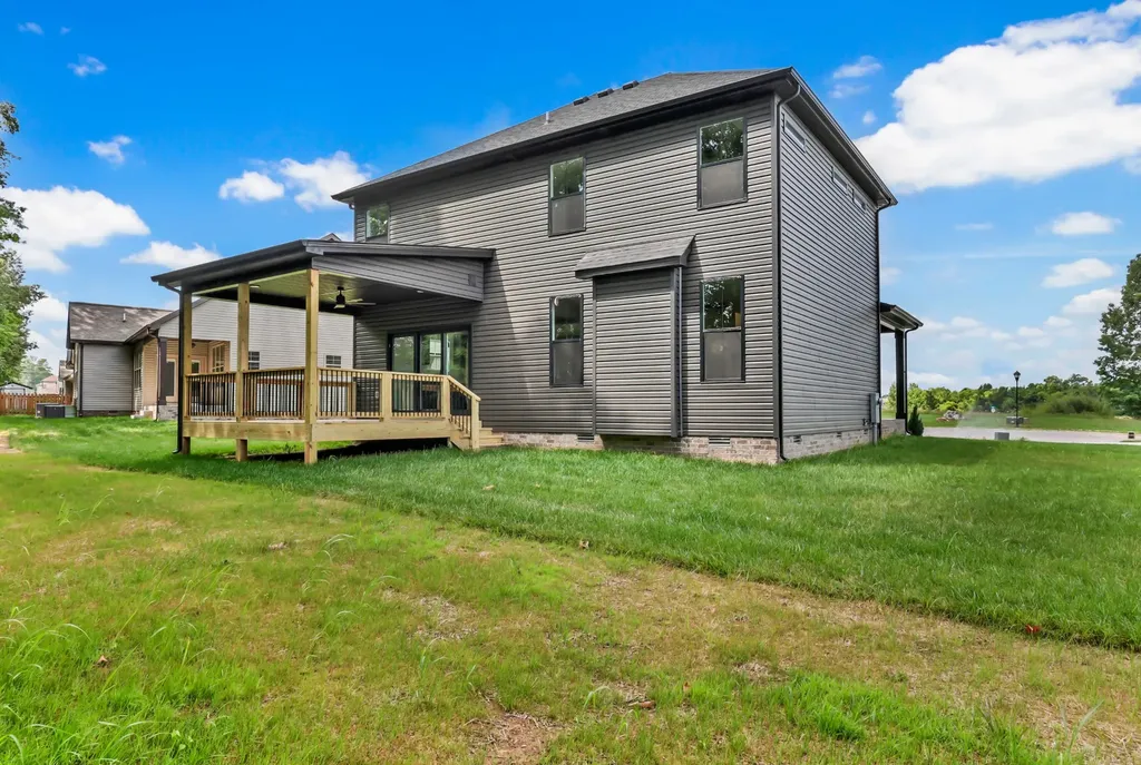 353 Chase Drive Clarksville TN 37043