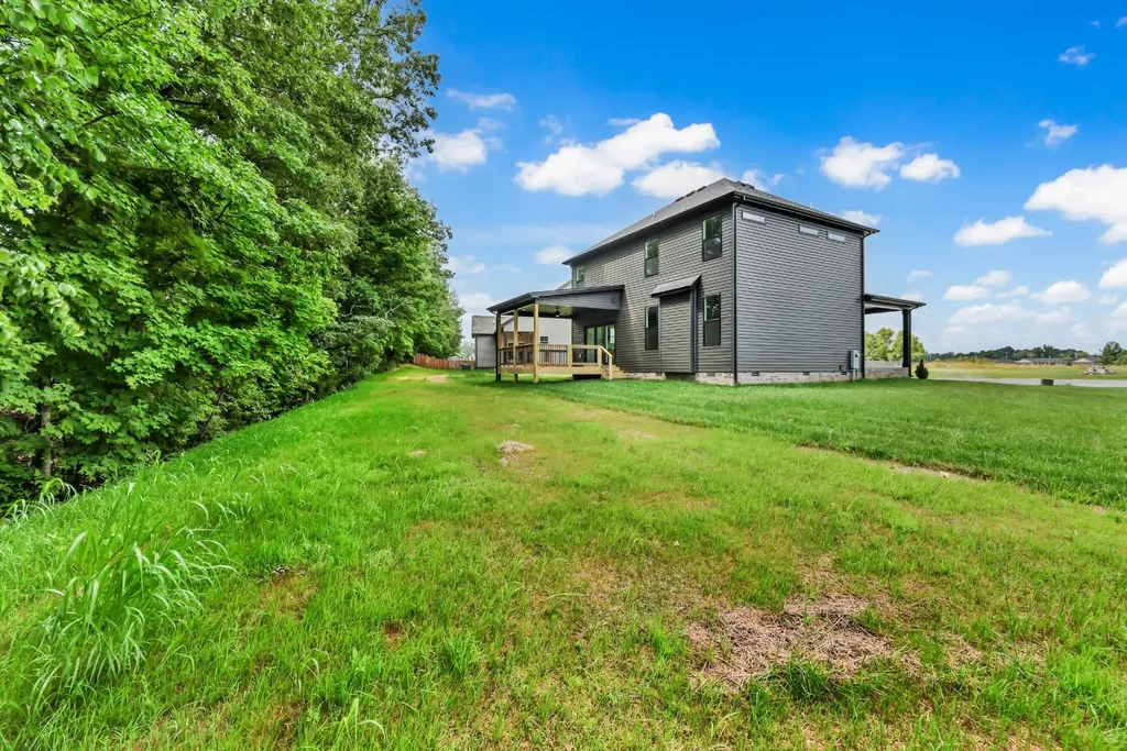 353 Chase Drive Clarksville TN 37043