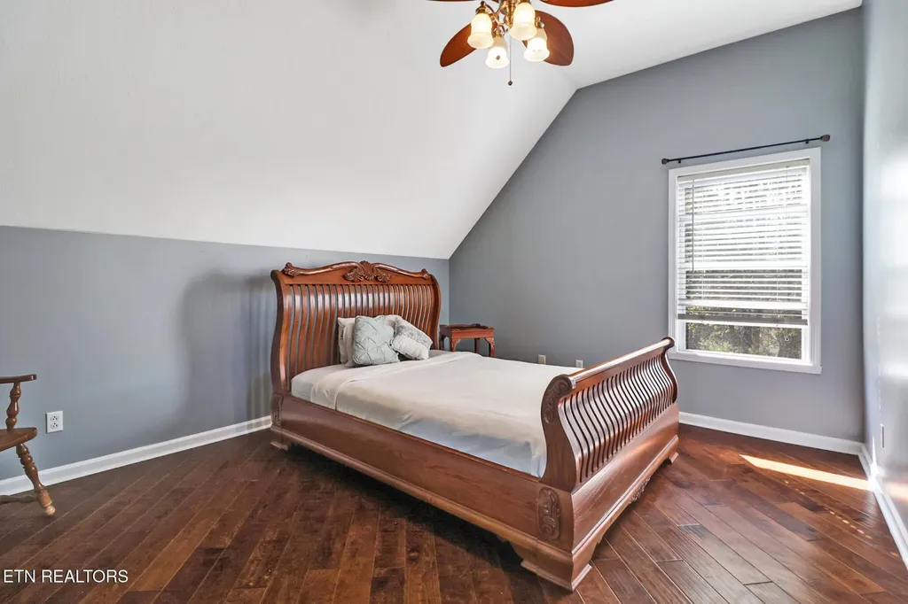 254 Sherwood Forest Road Livingston TN 38570