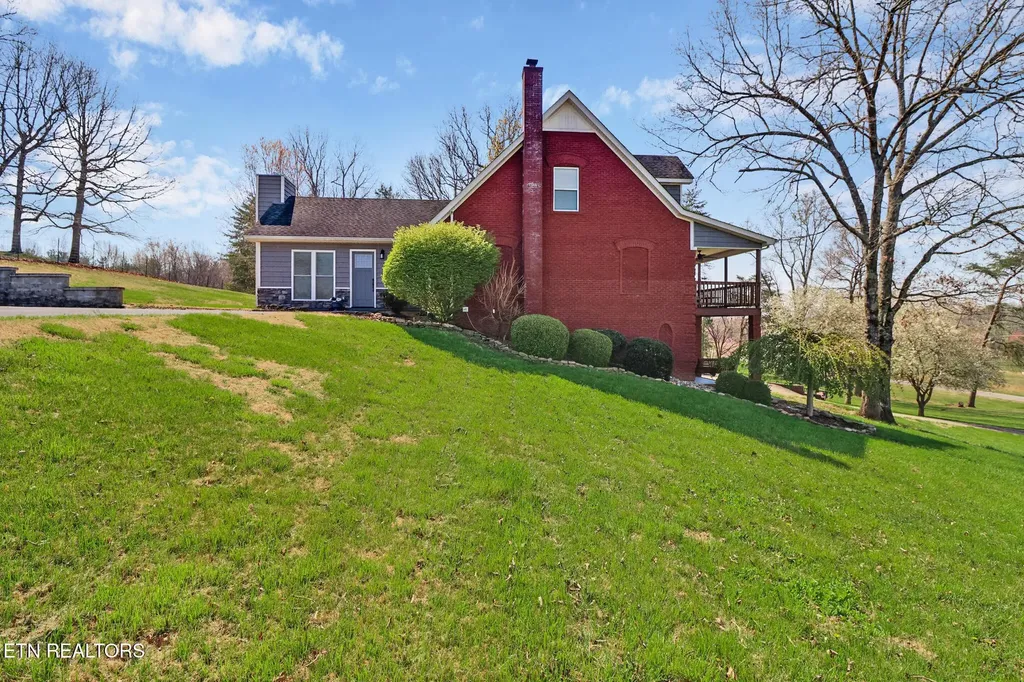 254 Sherwood Forest Road Livingston TN 38570