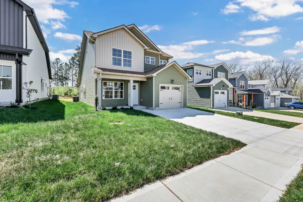221 Quarry Overlook Way Clarksville TN 37043