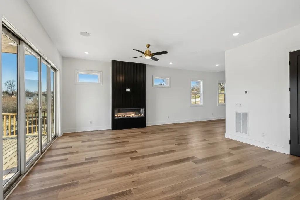 2426 Brittany Drive Nashville TN 37206