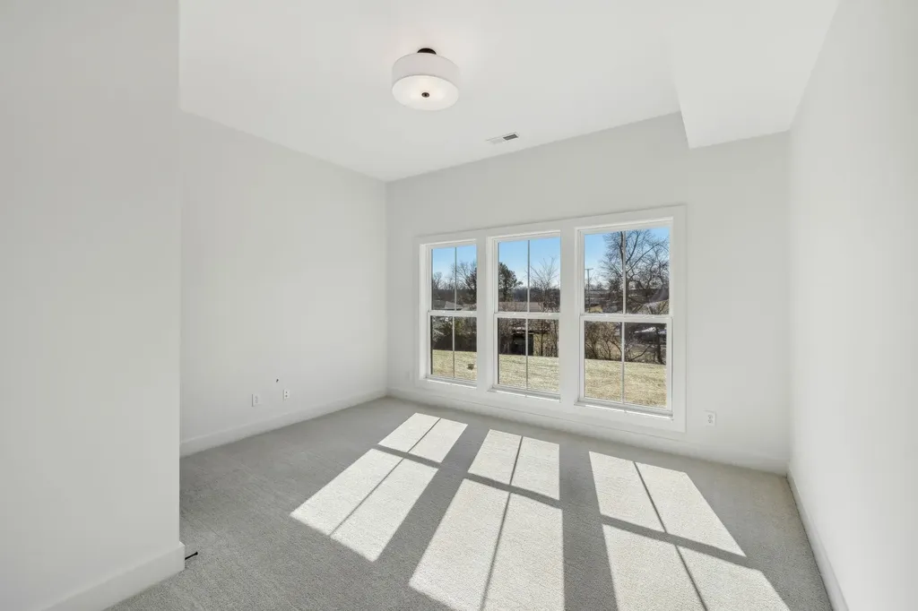2426 Brittany Drive Nashville TN 37206