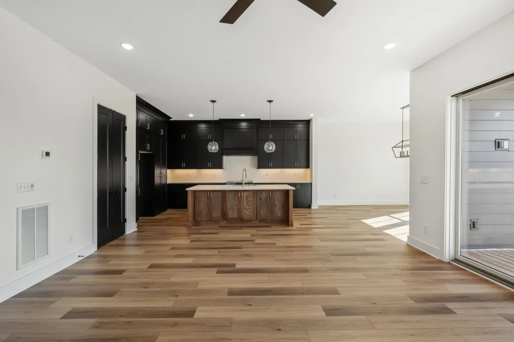 2426 Brittany Drive Nashville TN 37206