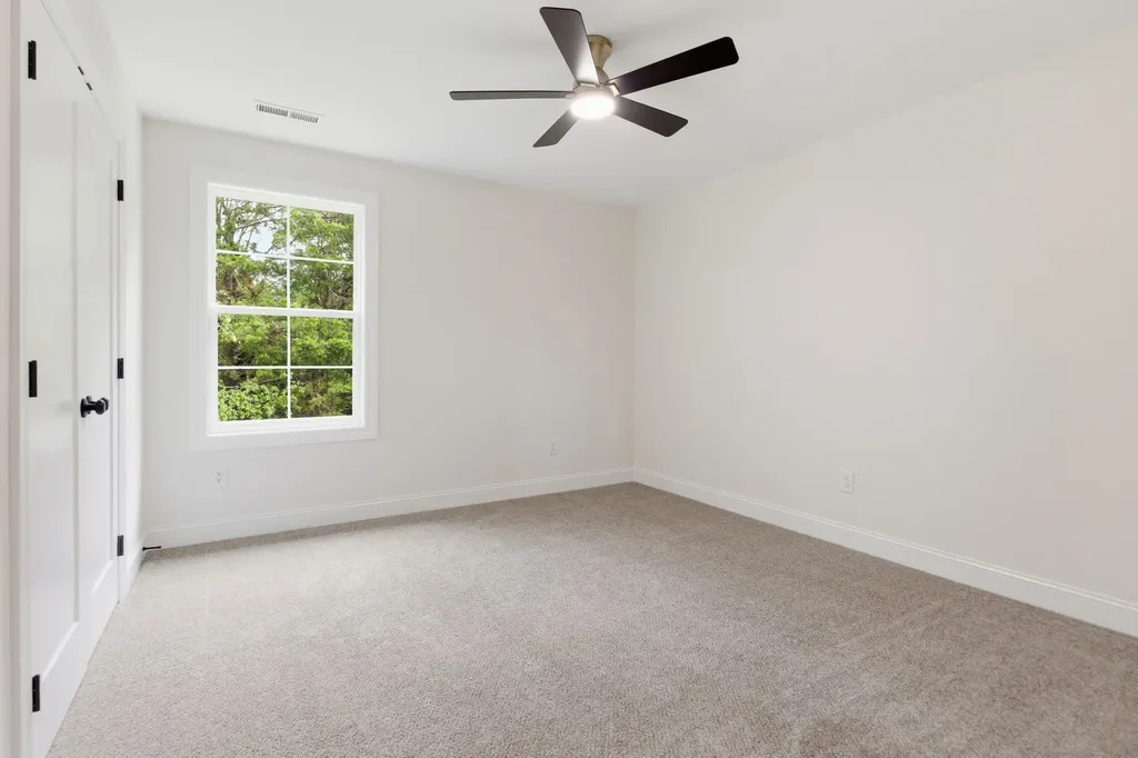 293 Spring Street La Vergne TN 37086