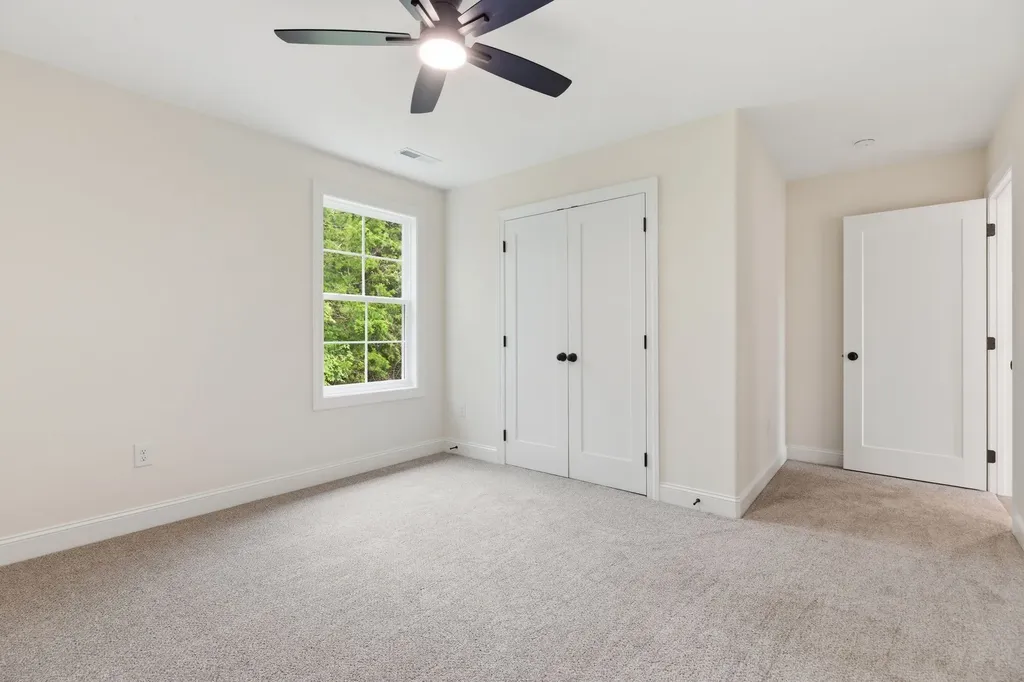 293 Spring Street La Vergne TN 37086