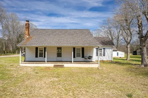 1768 Fayetteville Highway Belfast TN 37019