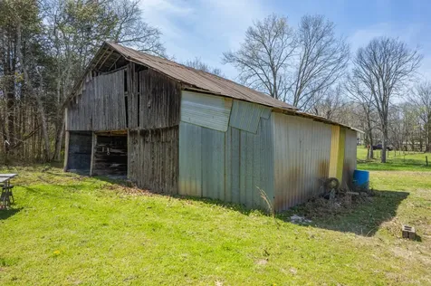1768 Fayetteville Highway Belfast TN 37019