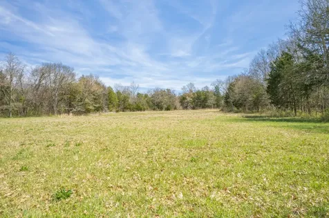 1768 Fayetteville Highway Belfast TN 37019