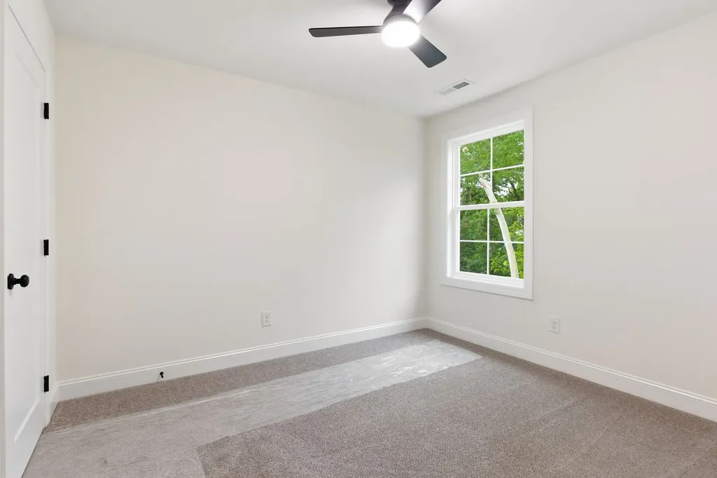 308 Spring Street La Vergne TN 37086