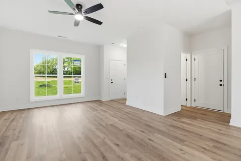 308 Spring Street La Vergne TN 37086