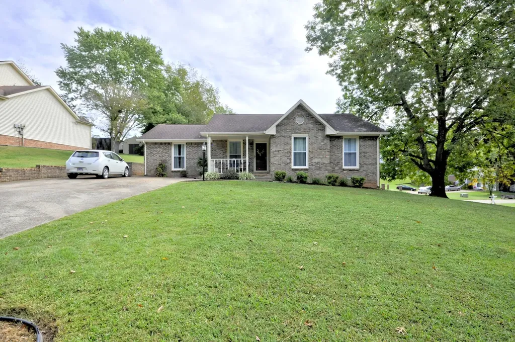141 Richview Road, S Clarksville TN 37043