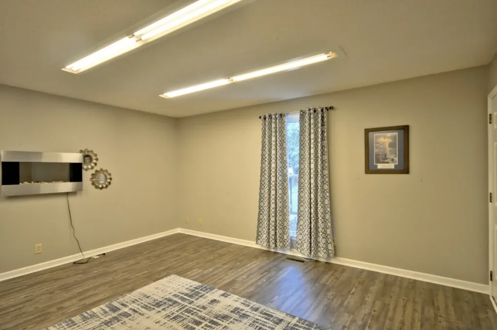 141 Richview Road, S Clarksville TN 37043